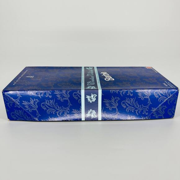 Winter Velvet Avon Exclusive Special Edition Mattel Barbie Doll - NRFB/NIB - Picture 9 of 11